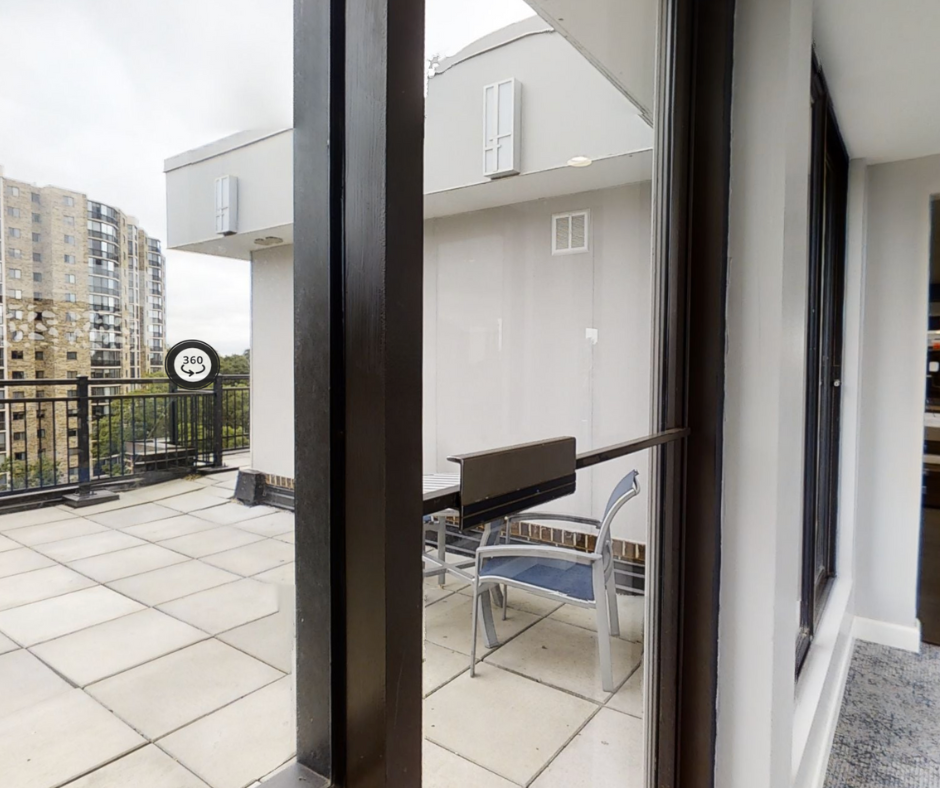 Luxurious Fitness Center at CITYSIDE Huntington Metro